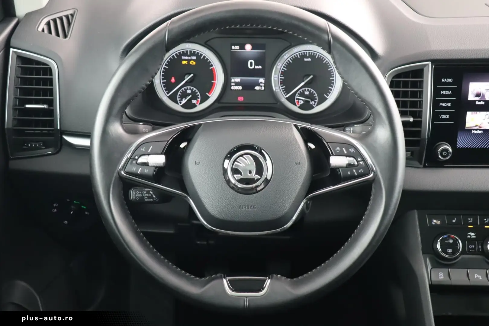 SKODA KAROQ CELVER 1.5TSI ANHÄNGERKUPPLUNG 1.HANDuvm