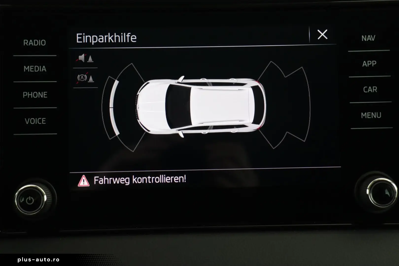 SKODA KAROQ CELVER 1.5TSI ANHÄNGERKUPPLUNG 1.HANDuvm