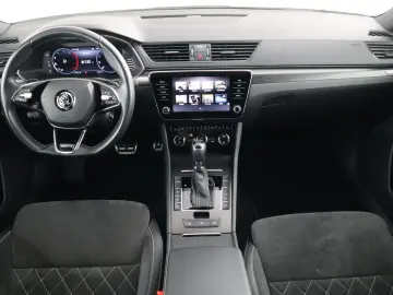 SKODA SUPERB SPORTLINE 2.0TDI DSG FRONTSCHEIBENHEIZUNG