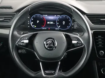 SKODA SUPERB SPORTLINE 2.0TDI DSG FRONTSCHEIBENHEIZUNG