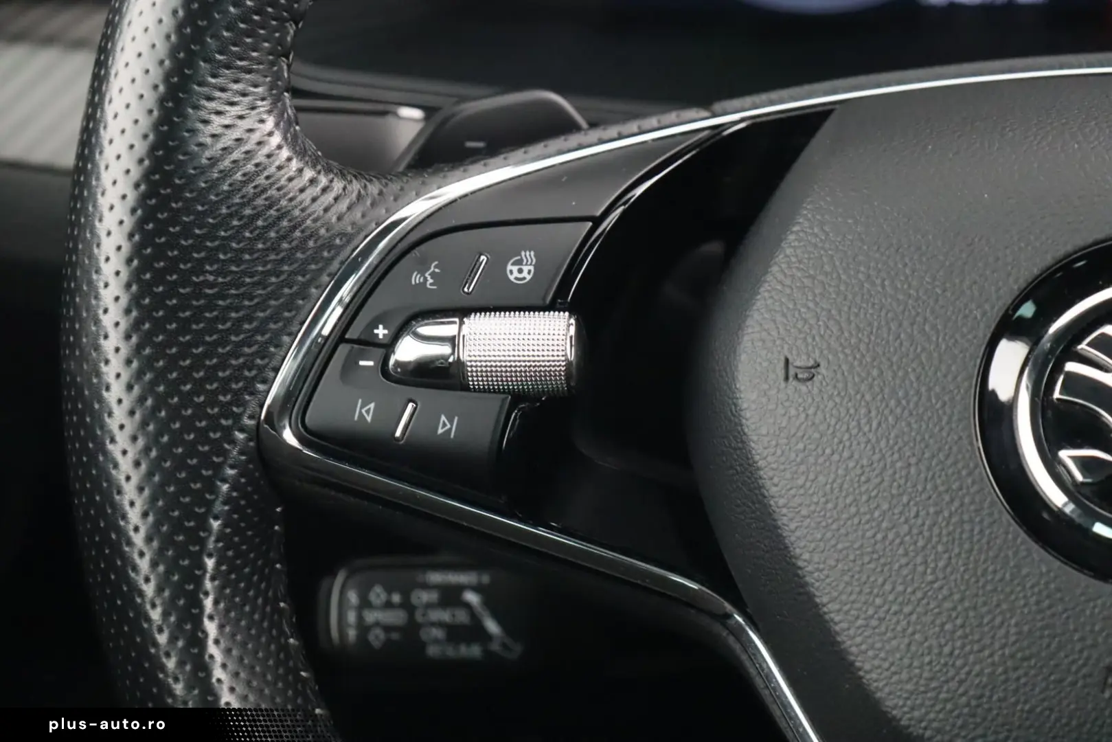 SKODA SUPERB SPORTLINE 2.0TDI DSG FRONTSCHEIBENHEIZUNG