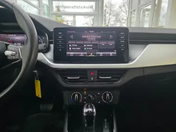 SKODA Scala Ambition Tempomat App-Connect Navigation