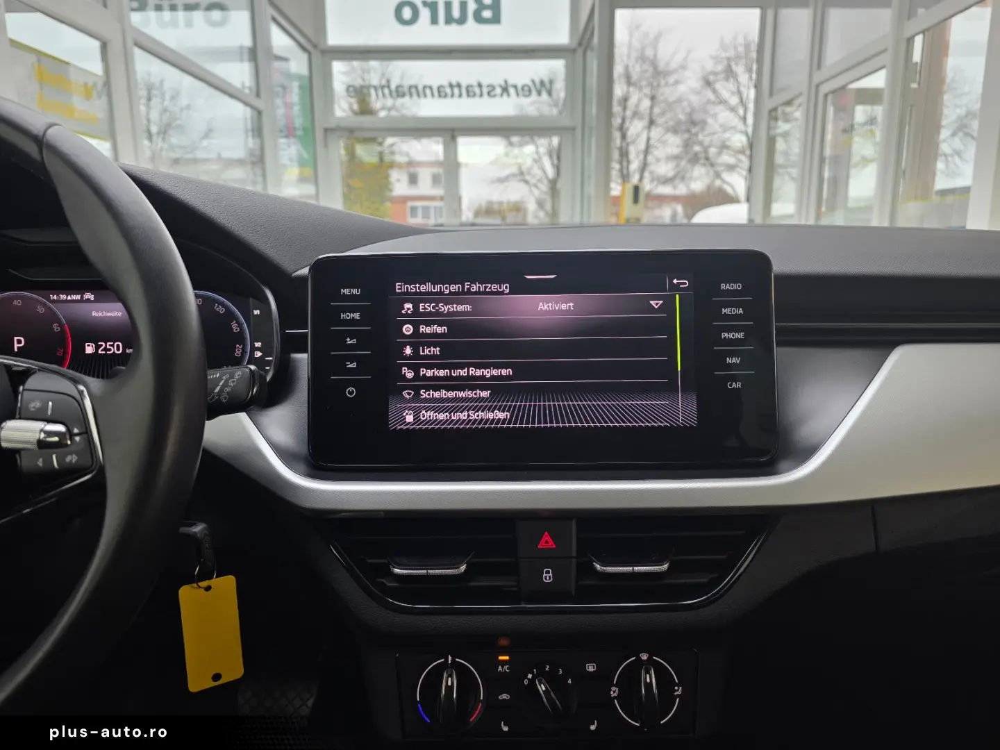 SKODA Scala Ambition Tempomat App-Connect Navigation