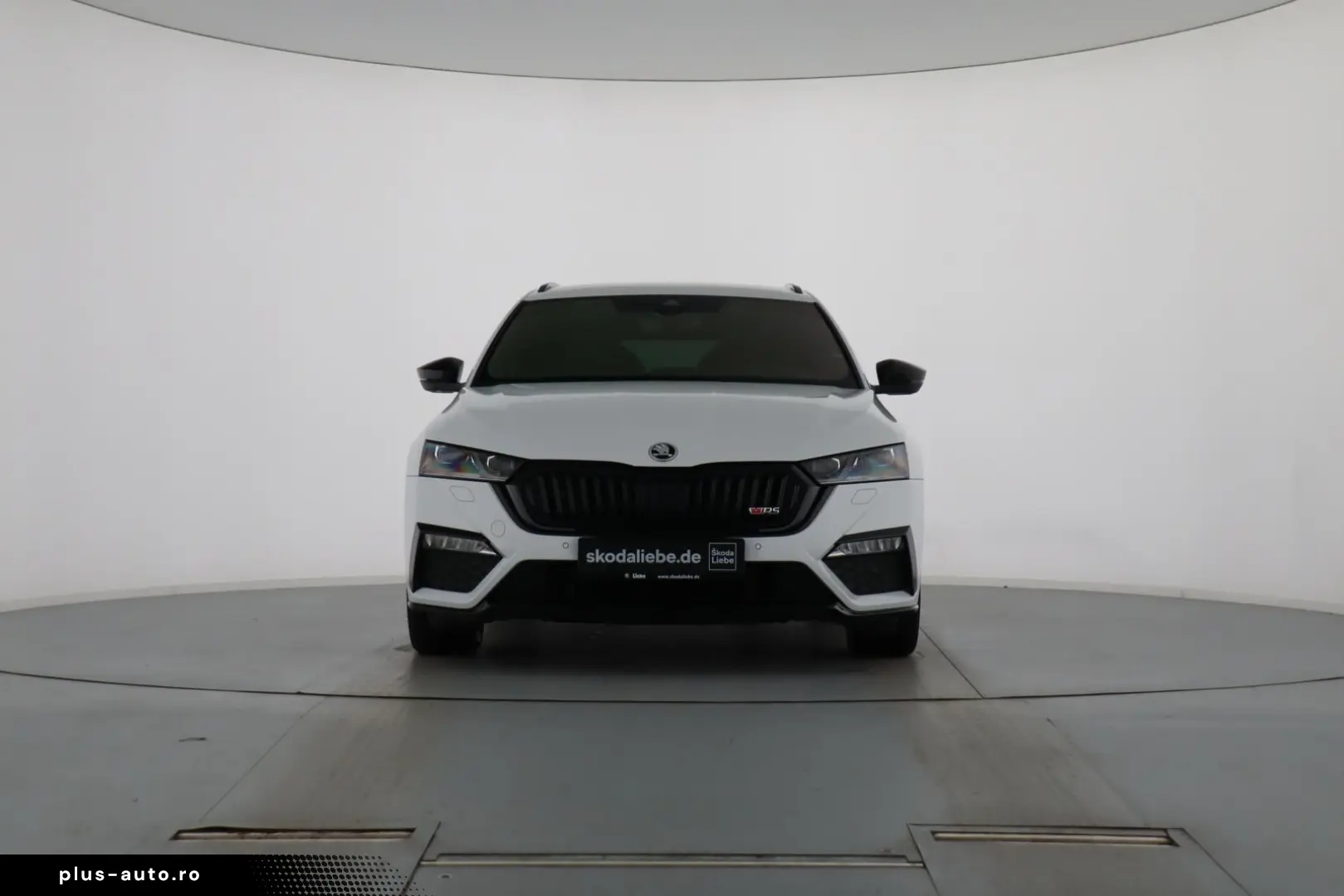 SKODA OCTAVIA COMBI RS 2.0TSI HEAD-UP ANHÄNGERKUPPLUNG