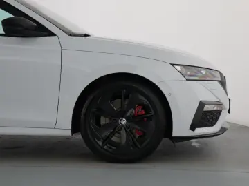 SKODA OCTAVIA COMBI RS 2.0TSI HEAD-UP ANHÄNGERKUPPLUNG