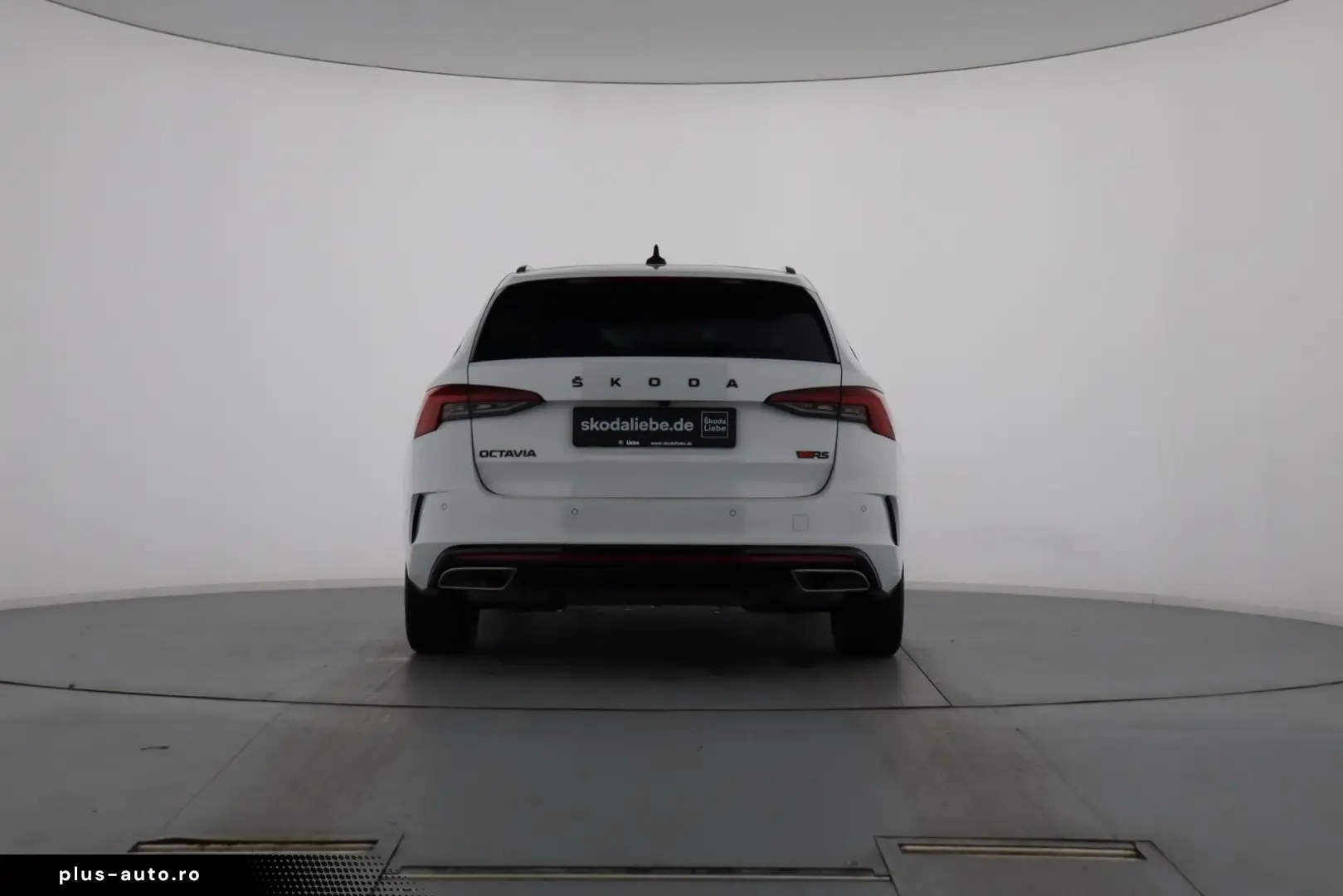 SKODA OCTAVIA COMBI RS 2.0TSI HEAD-UP ANHÄNGERKUPPLUNG