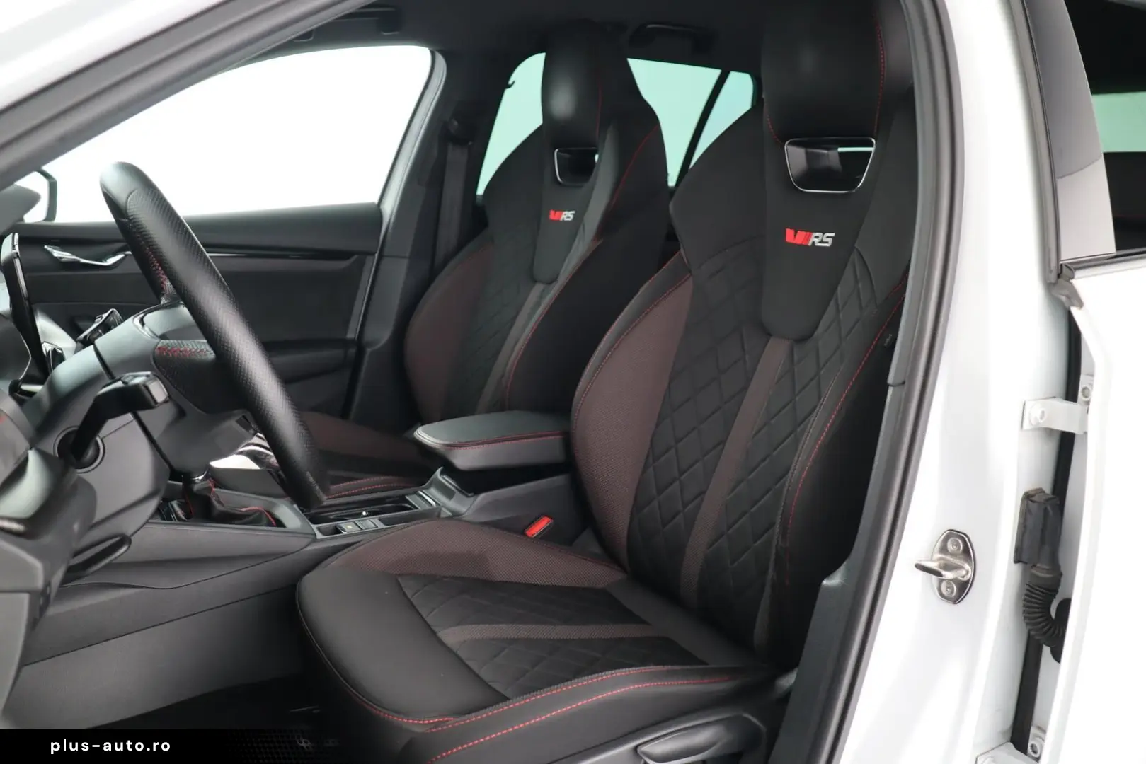 SKODA OCTAVIA COMBI RS 2.0TSI HEAD-UP ANHÄNGERKUPPLUNG