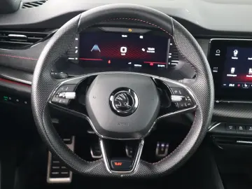 SKODA OCTAVIA COMBI RS 2.0TSI HEAD-UP ANHÄNGERKUPPLUNG