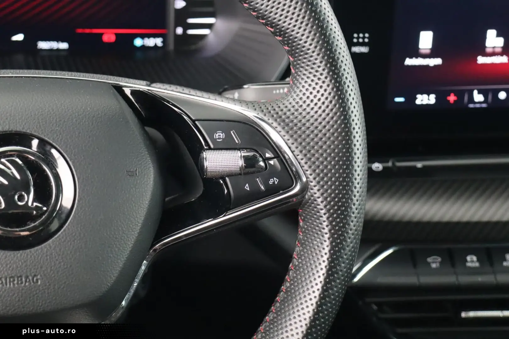 SKODA OCTAVIA COMBI RS 2.0TSI HEAD-UP ANHÄNGERKUPPLUNG