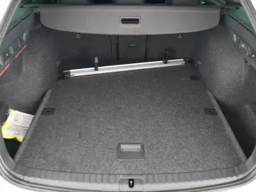 SKODA OCTAVIA COMBI RS 2.0TSI HEAD-UP ANHÄNGERKUPPLUNG