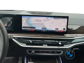 BMW X5 xDrive50e M Sport Pro 20  AHK Memory DA Prof.