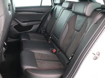 SKODA OCTAVIA C. RS PLUS 2.0TDI DSG -ANHÄNGERKUPPLUNG-