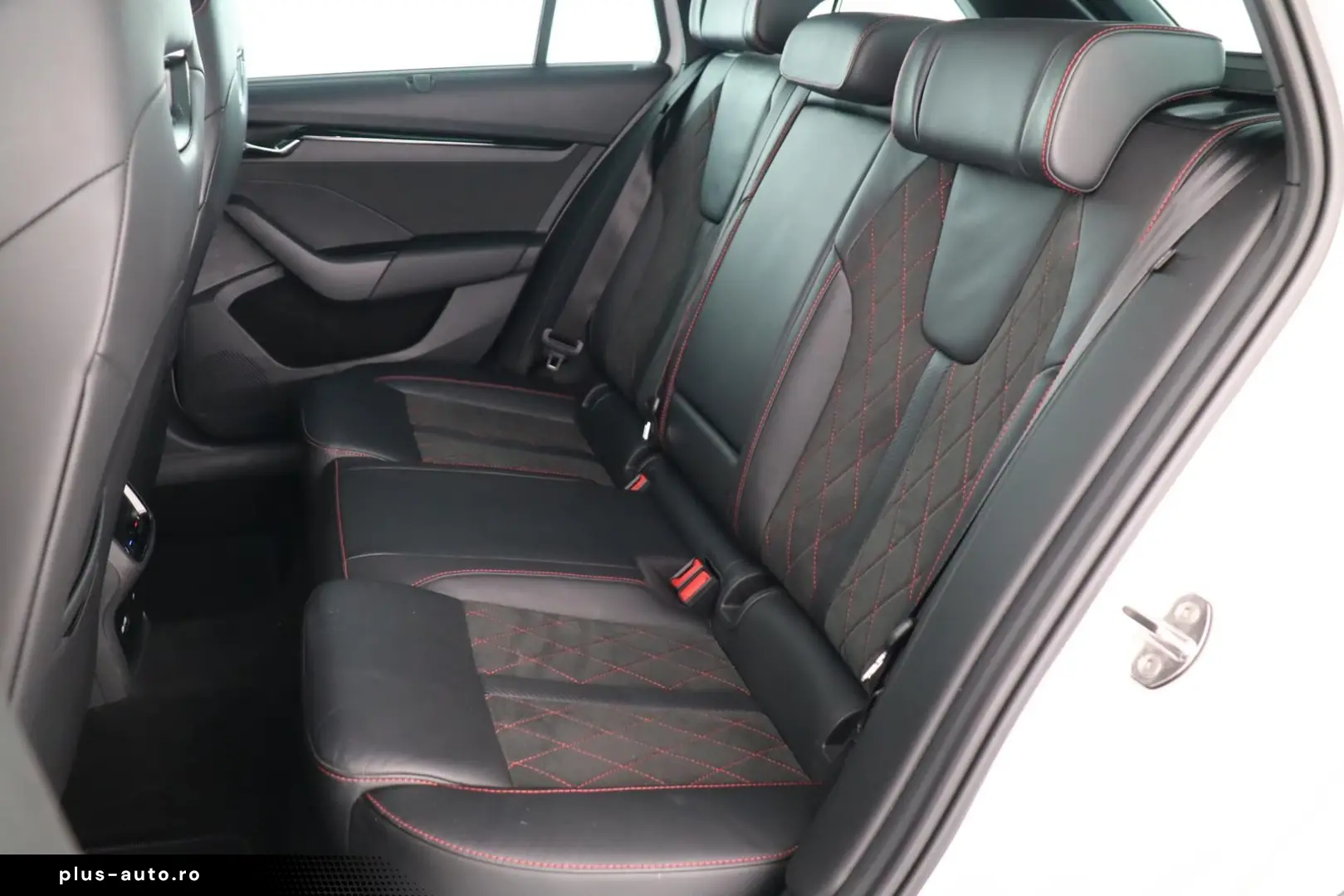 SKODA OCTAVIA C. RS PLUS 2.0TDI DSG -ANHÄNGERKUPPLUNG-