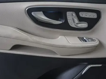 MERCEDES-BENZ V 300 d Exclusive 4x4 lang AIRMATIC Pa&hellip;