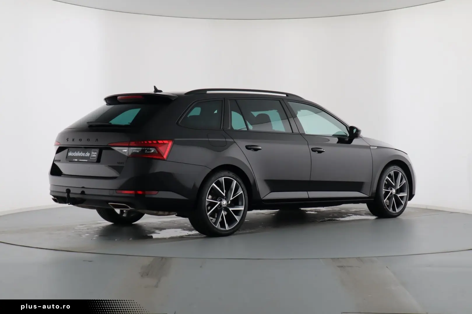 SKODA SUPERB COMBI SPORTLINE 2.0TSI DSG 4X4 NAVI ACC