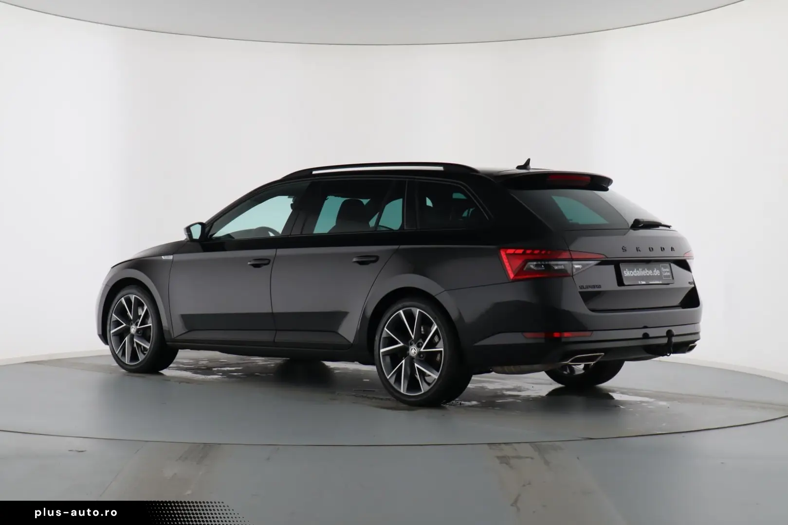 SKODA SUPERB COMBI SPORTLINE 2.0TSI DSG 4X4 NAVI ACC