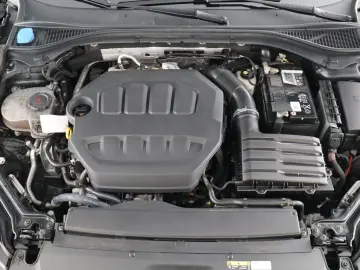 SKODA SUPERB COMBI SPORTLINE 2.0TSI DSG 4X4 NAVI ACC