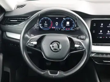 SKODA OCTAVIA COMBI STYLE ELEKTR. SITZE DIGITAL TACHO