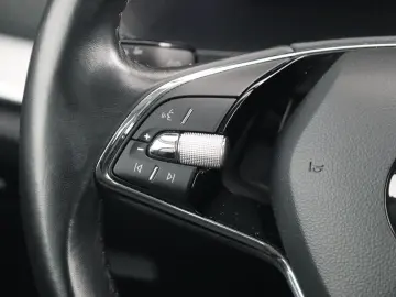 SKODA OCTAVIA COMBI STYLE ELEKTR. SITZE DIGITAL TACHO