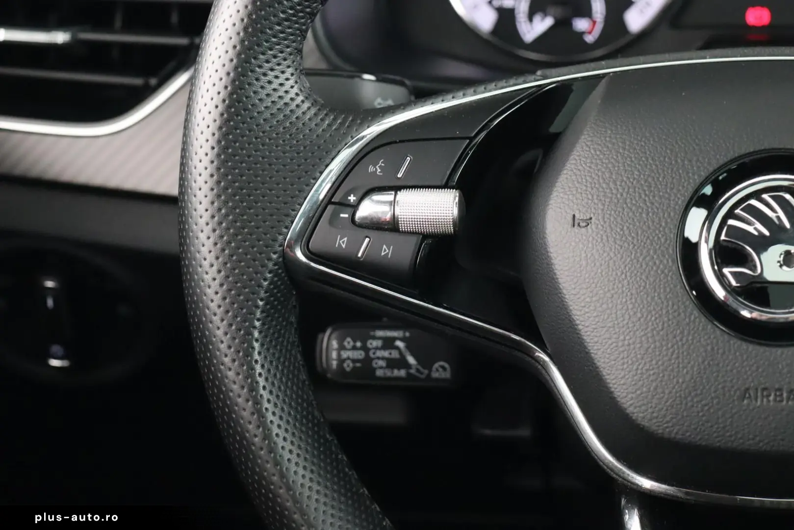 SKODA SCALA MONTE CARLO 1.5TSI VOLL-LED PANORAMADACH