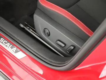 SKODA SCALA MONTE CARLO 1.5TSI VOLL-LED PANORAMADACH