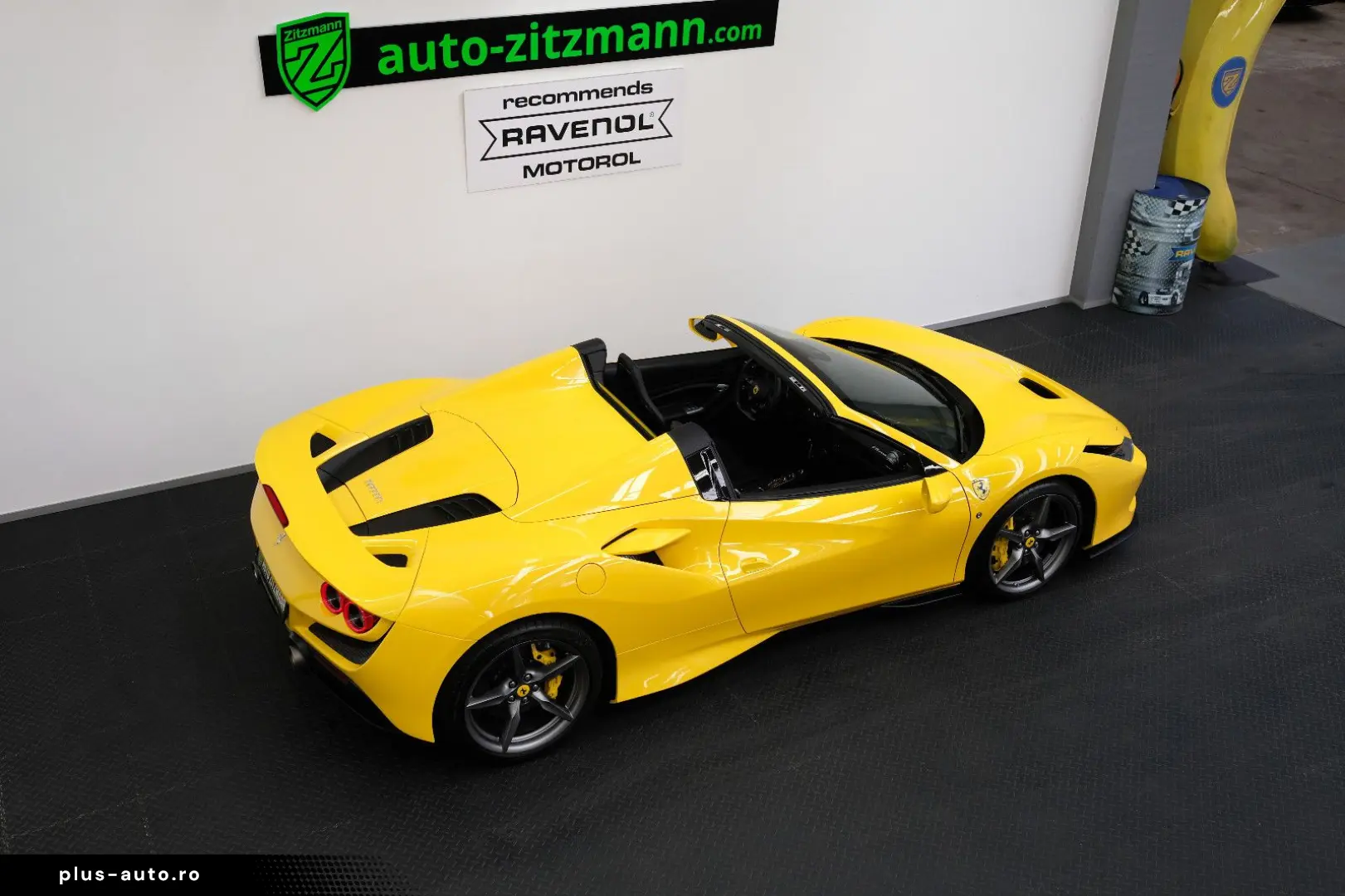 FERRARI F8 Spider CARBON LIFT PASS.DISPL RACINGSEATS JBL