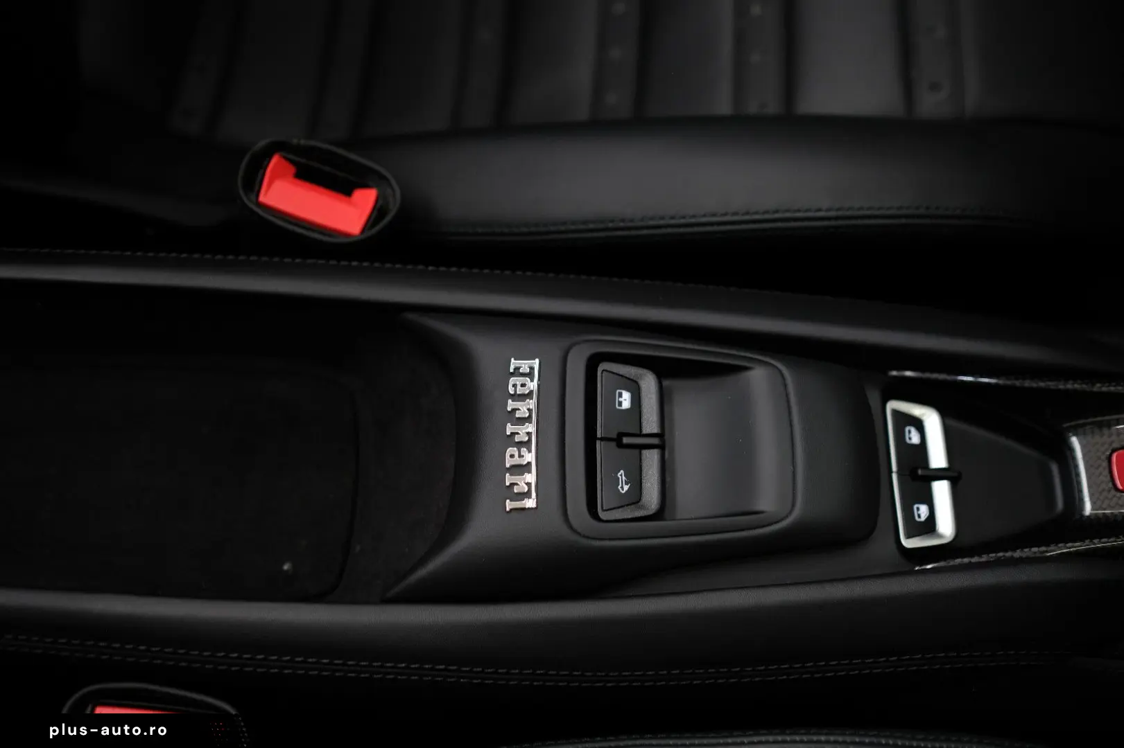 FERRARI F8 Spider CARBON LIFT PASS.DISPL RACINGSEATS JBL