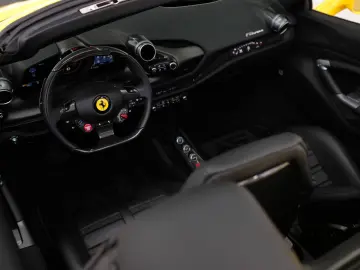 FERRARI F8 Spider CARBON LIFT PASS.DISPL RACINGSEATS JBL