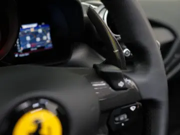 FERRARI F8 Spider CARBON LIFT PASS.DISPL RACINGSEATS JBL