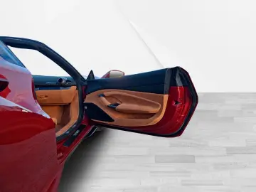 FERRARI F8 Spider LIFT DAYTONA SEATS SURRVIEW JBL