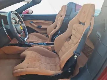 FERRARI F8 Spider LIFT DAYTONA SEATS SURRVIEW JBL