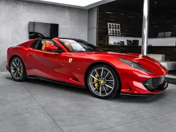 FERRARI 812 GTS Camera JBL Fuoco