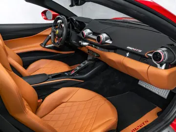 FERRARI 812 GTS Camera JBL Fuoco