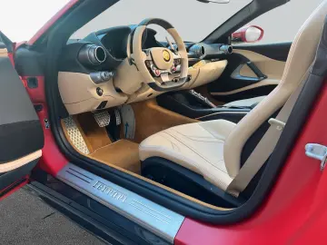 FERRARI 812 GTS