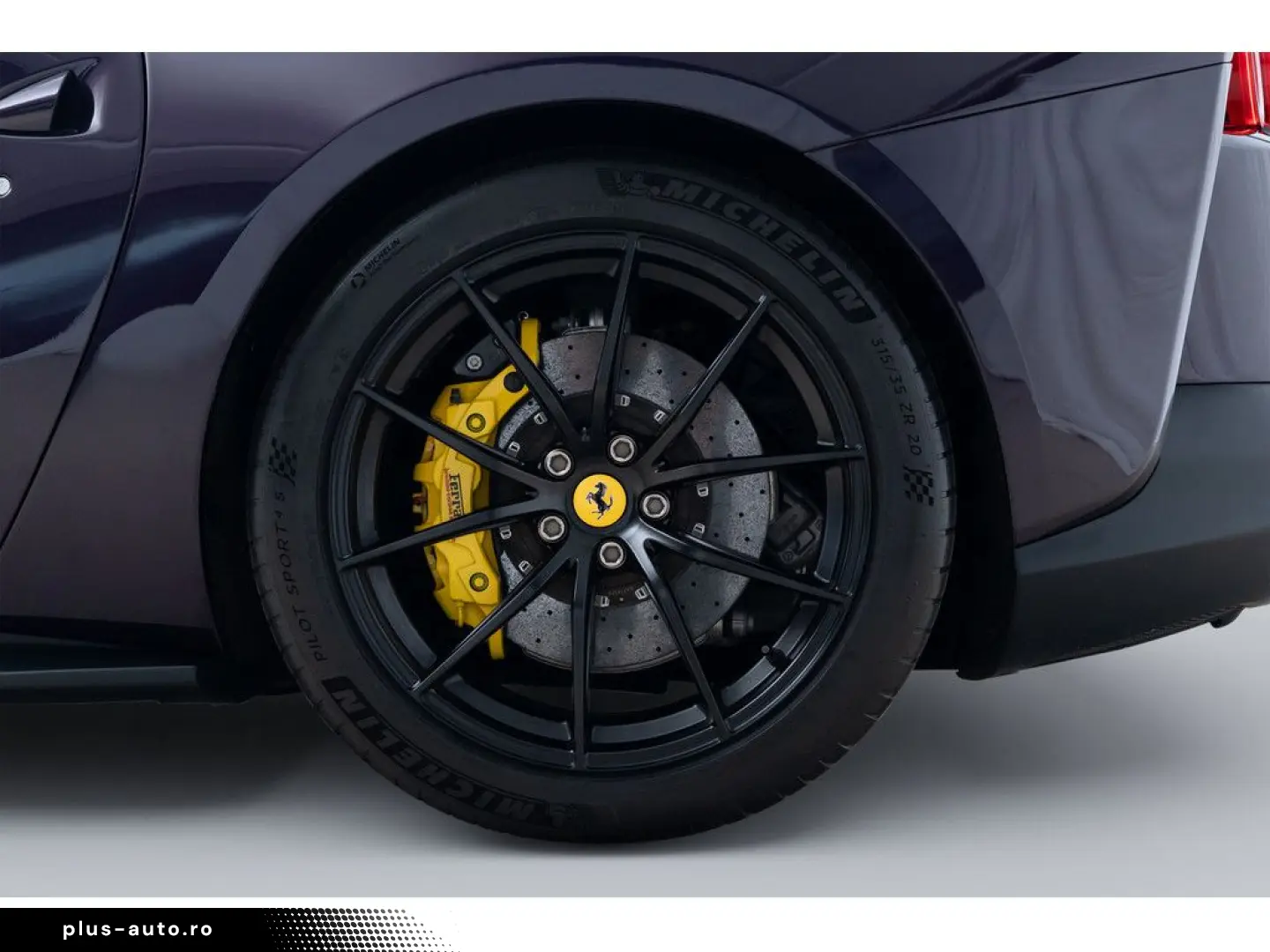 FERRARI 812 GTS   ATELIER   VIOLA HONG KONG LED