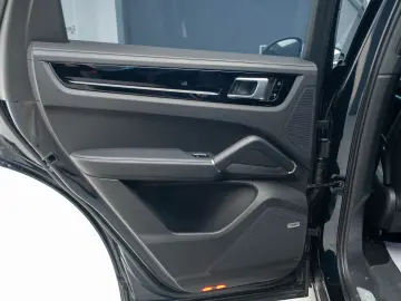 Porsche Cayenne S Coupe