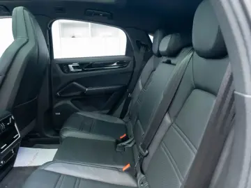 Porsche Cayenne S Coupe