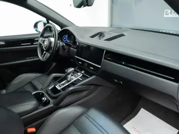 Porsche Cayenne S Coupe