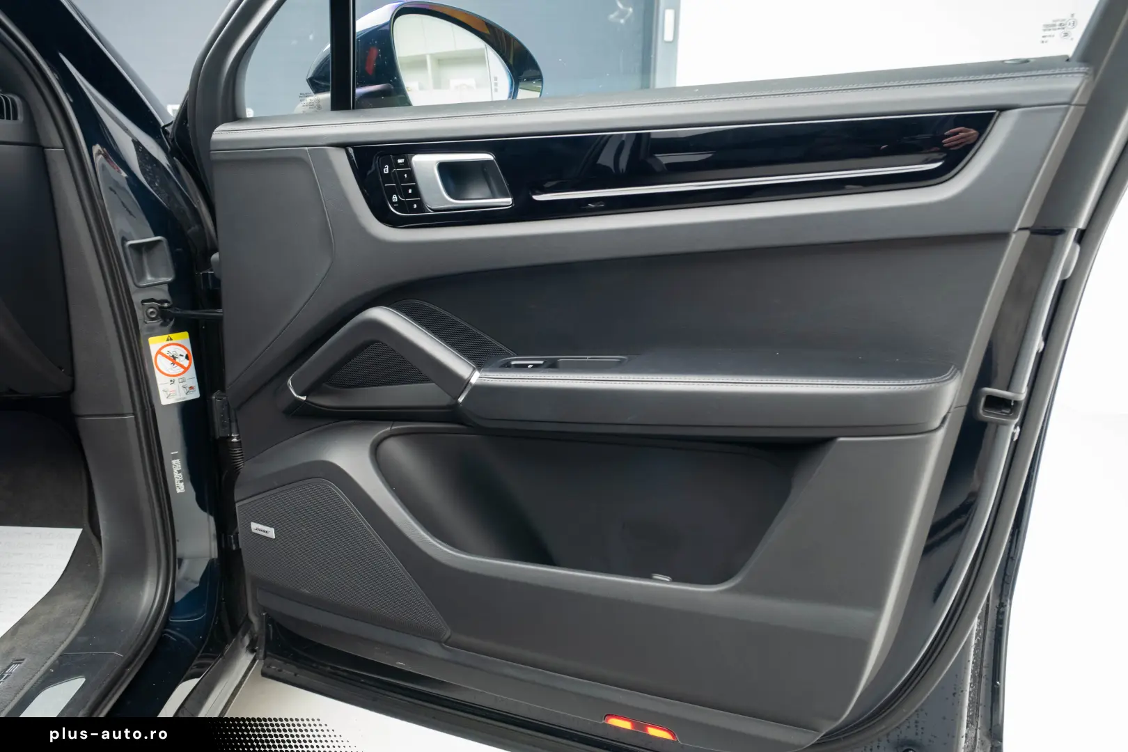 Porsche Cayenne S Coupe