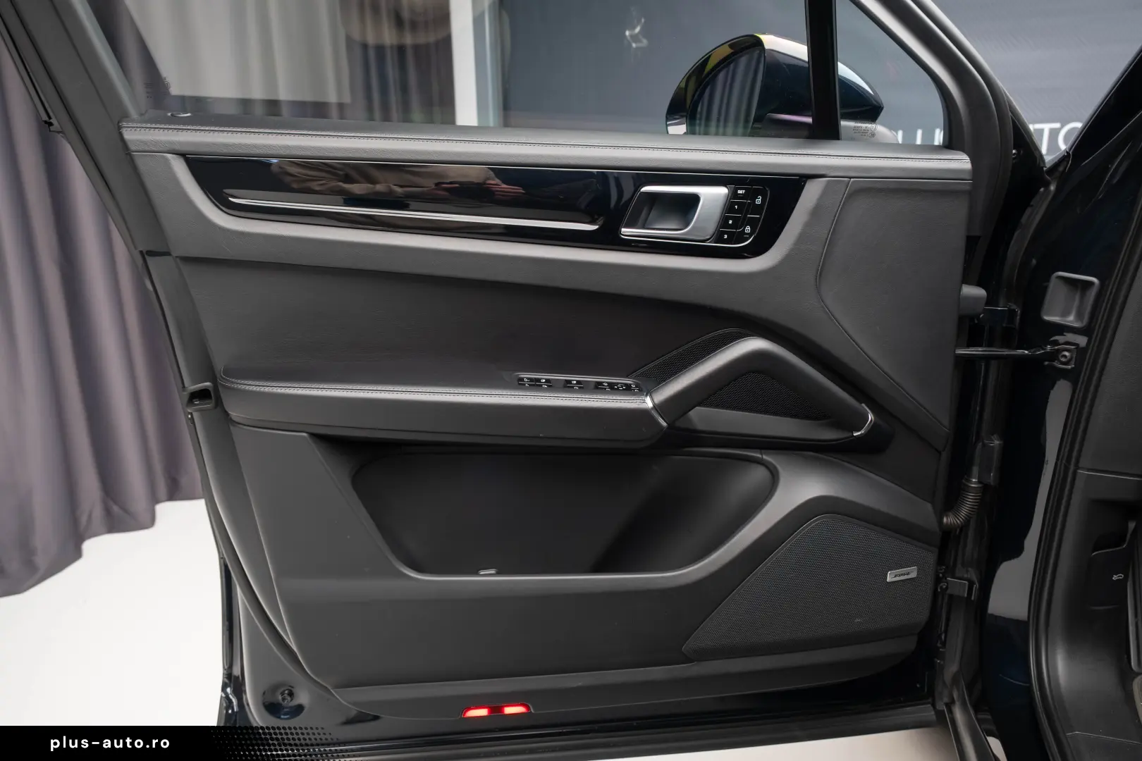 Porsche Cayenne S Coupe