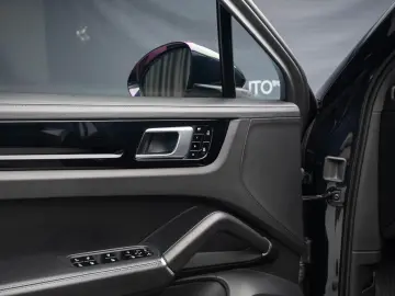 Porsche Cayenne S Coupe