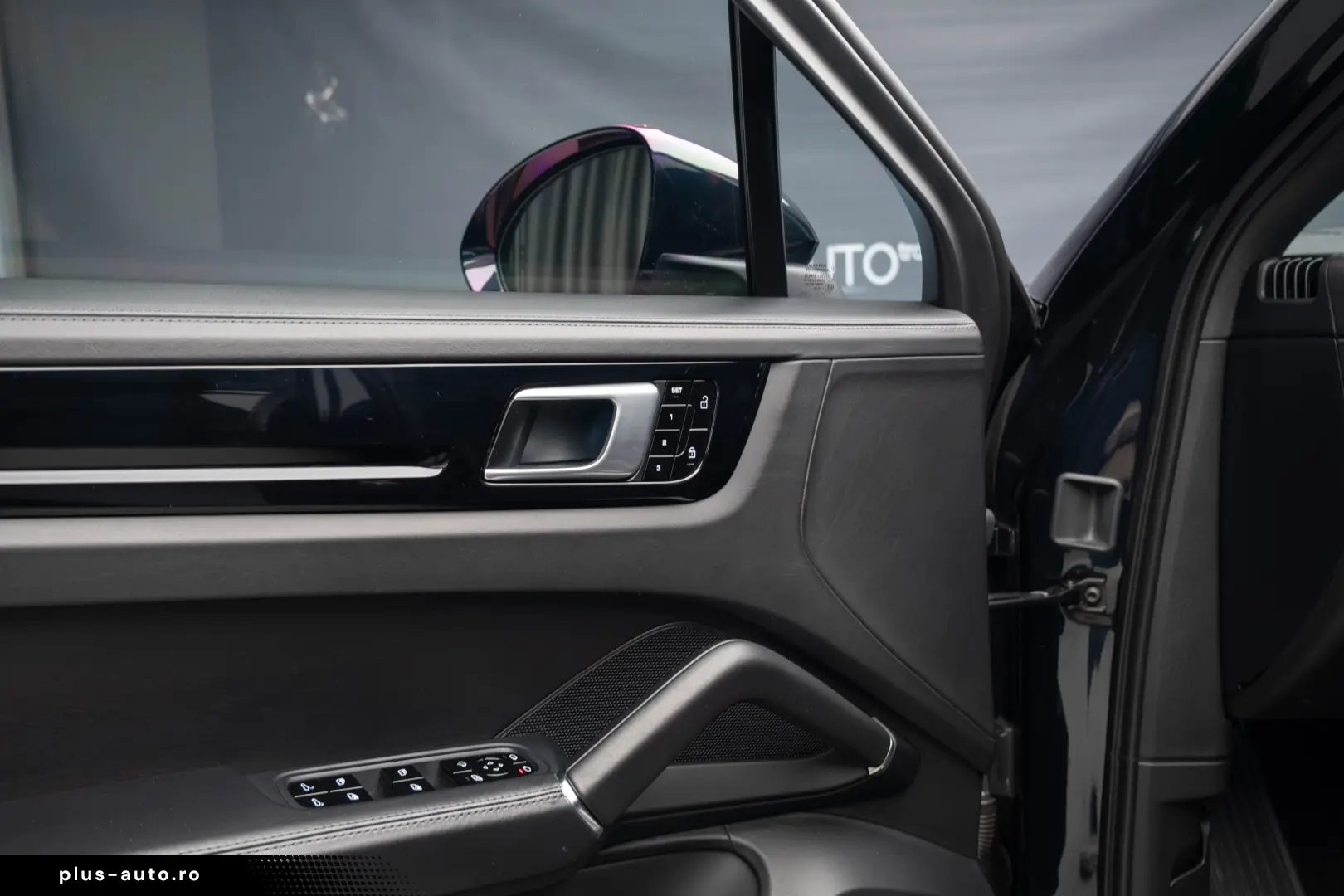 Porsche Cayenne S Coupe