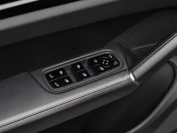 Porsche Cayenne S Coupe