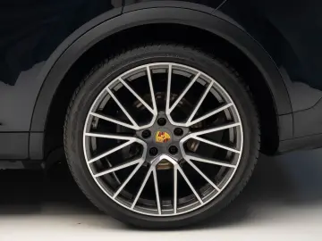 Porsche Cayenne S Coupe