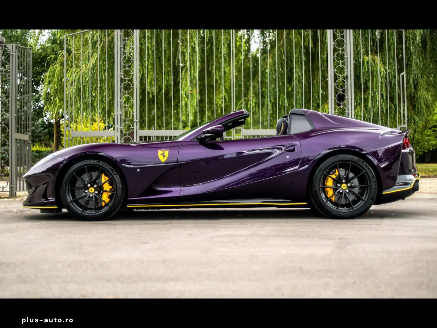 FERRARI 812 Superfast GTS ATELIER XPEL CARBON 1 HAND