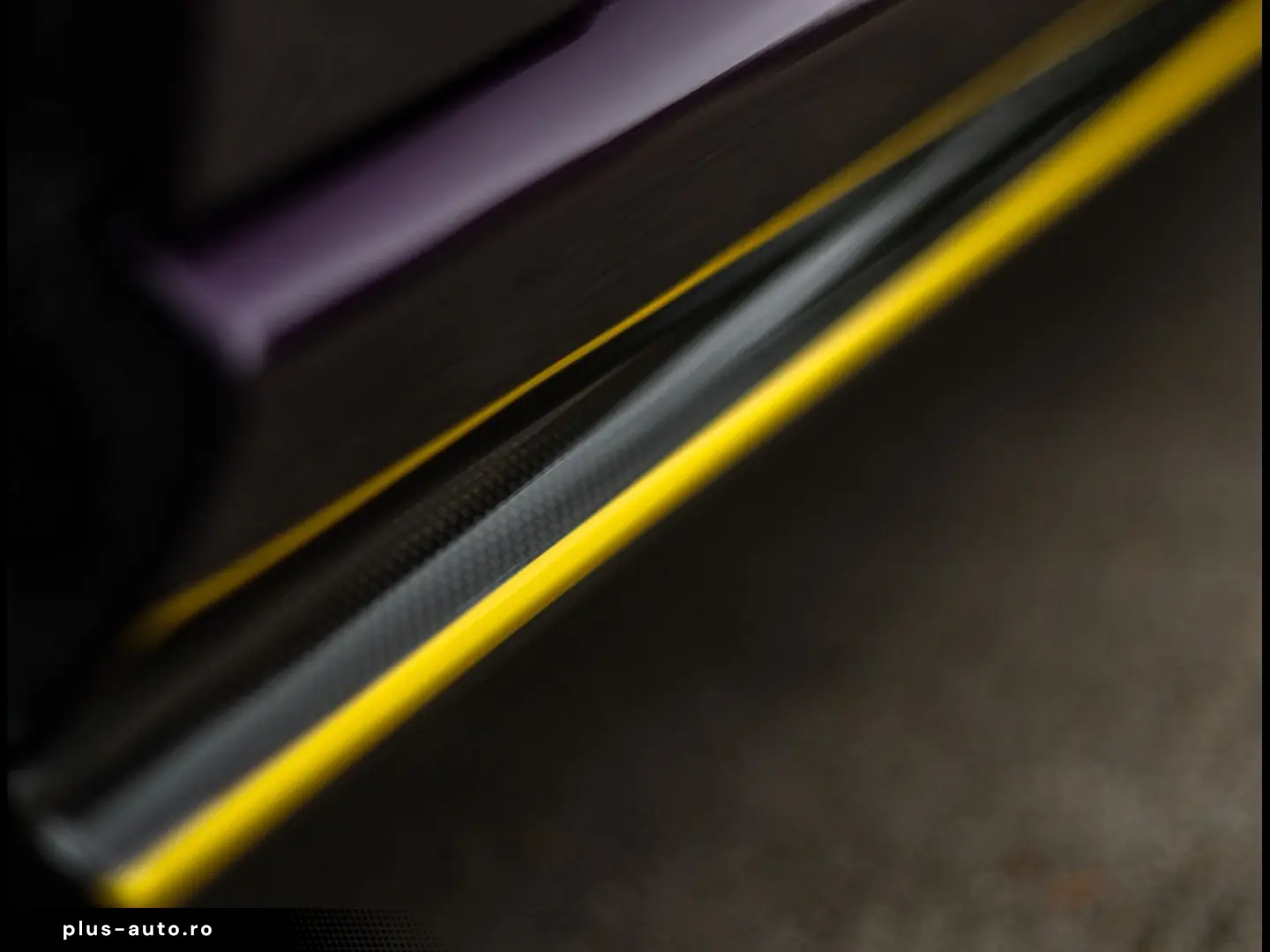 FERRARI 812 Superfast GTS ATELIER XPEL CARBON 1 HAND