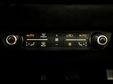 FERRARI 812 Superfast GTS ATELIER XPEL CARBON 1 HAND