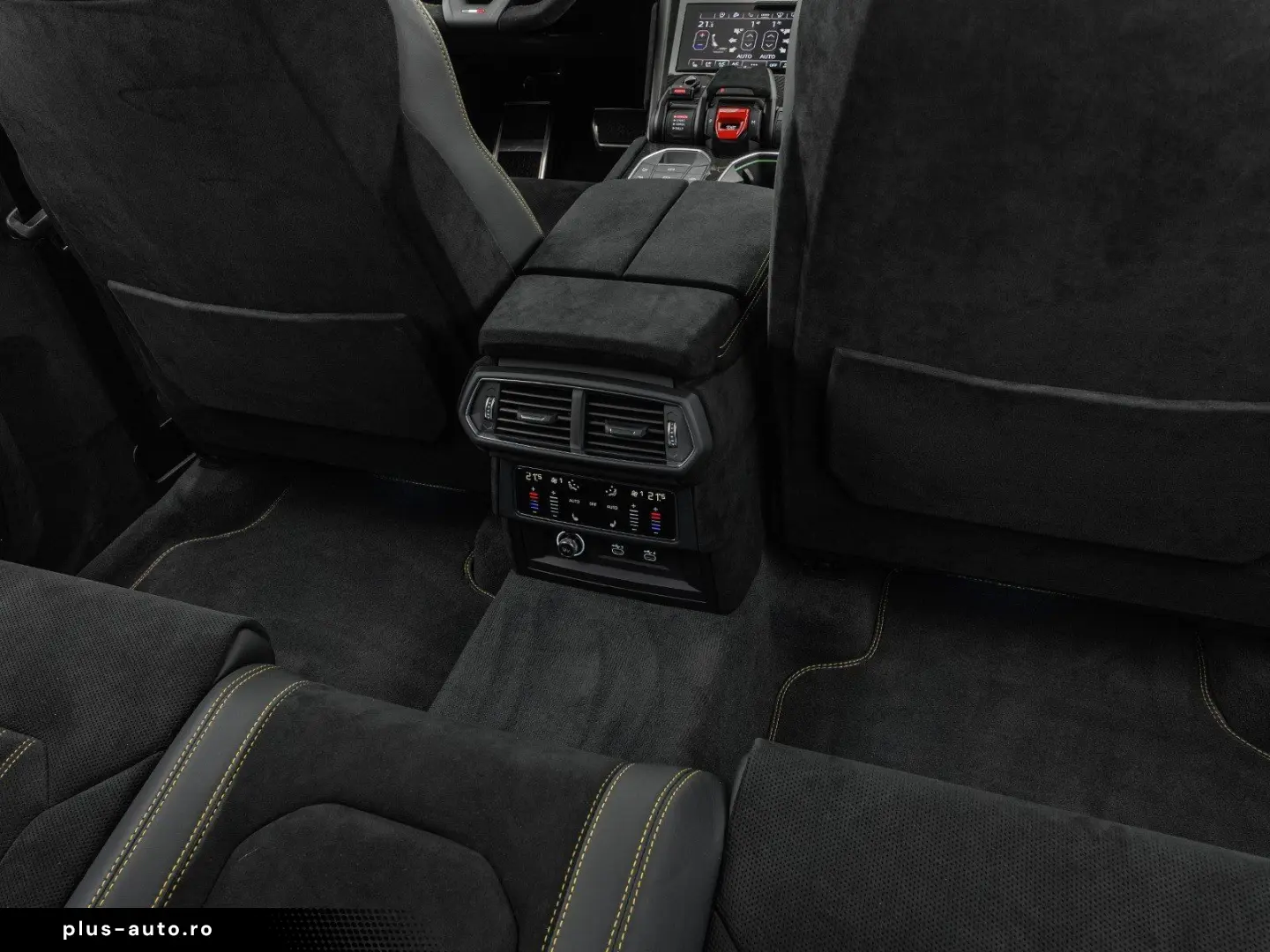 LAMBORGHINI Urus Performante