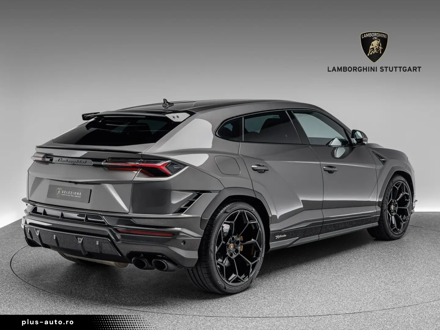 LAMBORGHINI Urus Performante