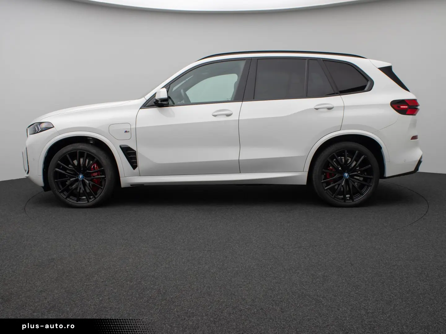 BMW X5 xD50e M Sport Panorama 360 HUD DAB H K SoftCL